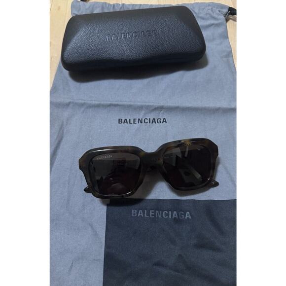 Balenciaga Unisex Square/Rectangle Havana Brown New W Case, Dust Bag, Cloth main image 8